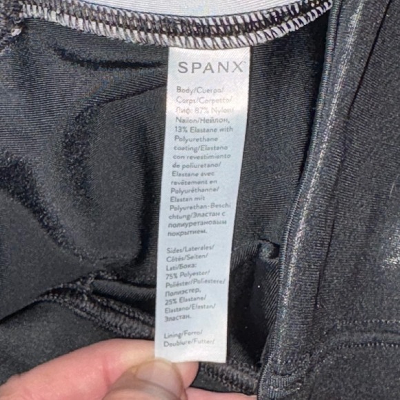 Spanx Faux Leather Leggings with Side Stripes size M Excellent condition! - Picture 6 of 7